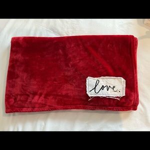 Rae Dunn- Love Blanket